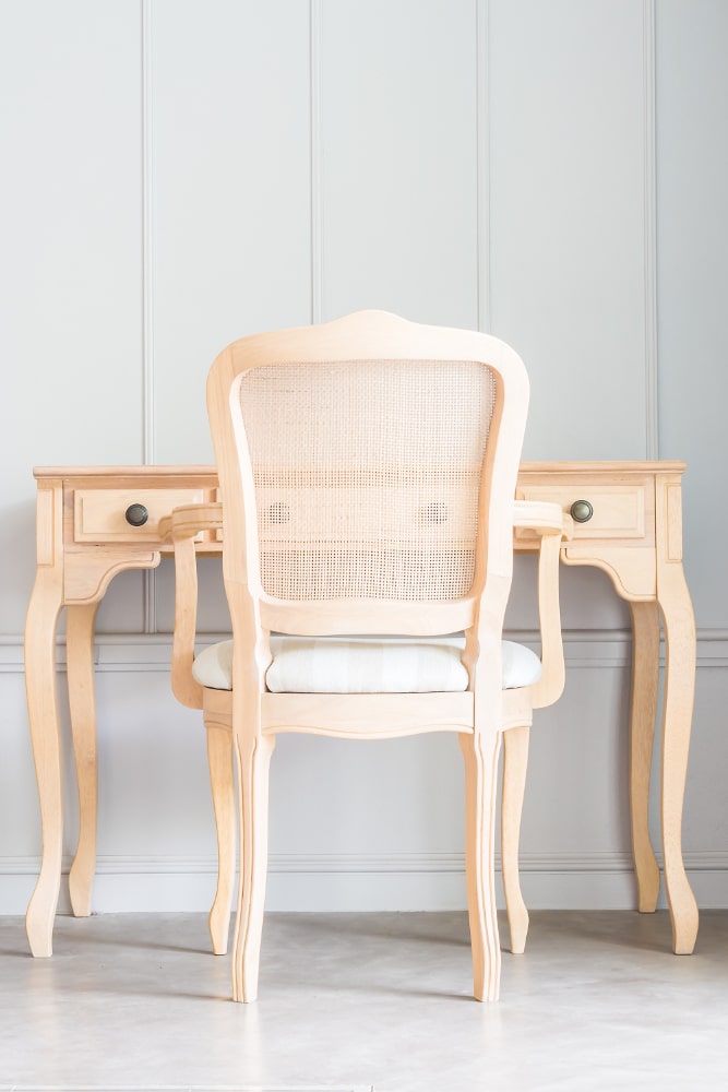 limpiar un mueble lacado blanco amarillento